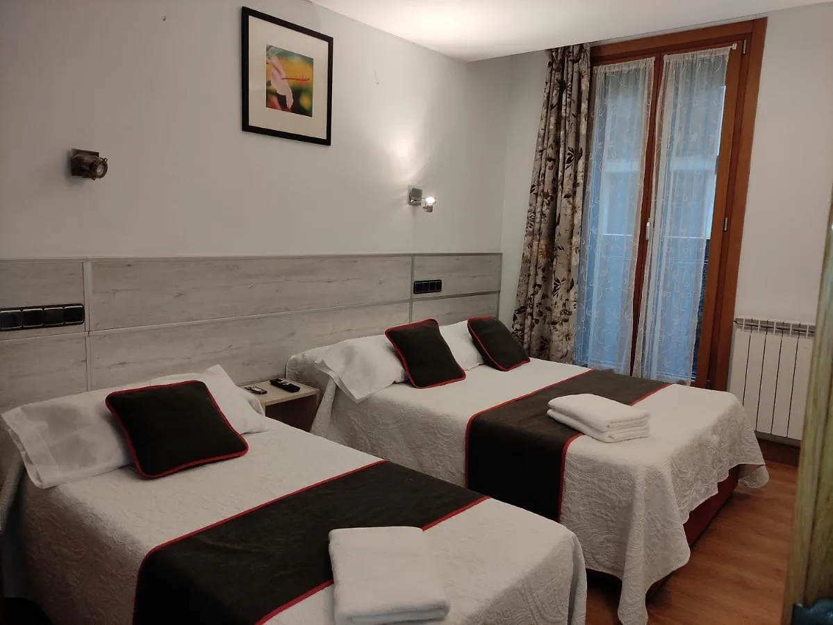 Pension Alojadonosti San Sebastian
